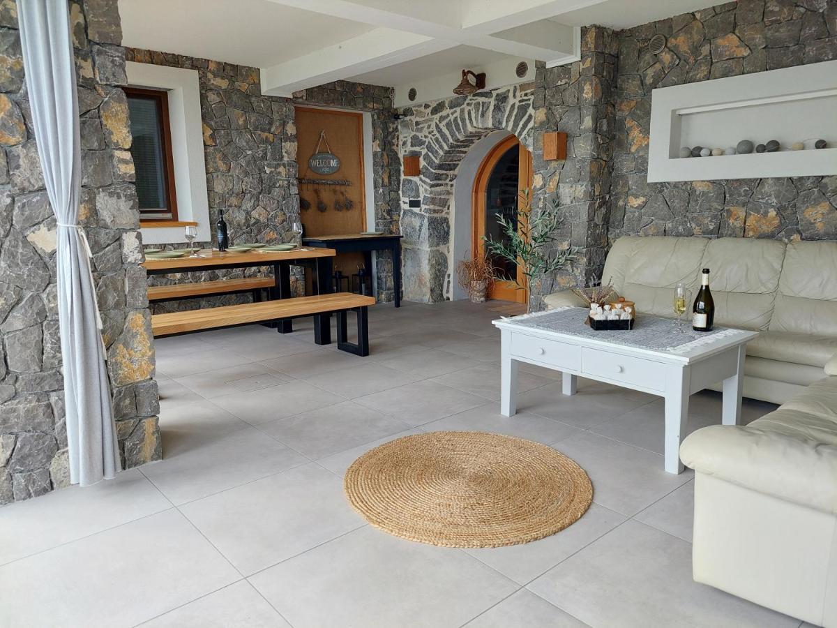 Vineyard Cottage Lan Na Hribu Semic Dış mekan fotoğraf