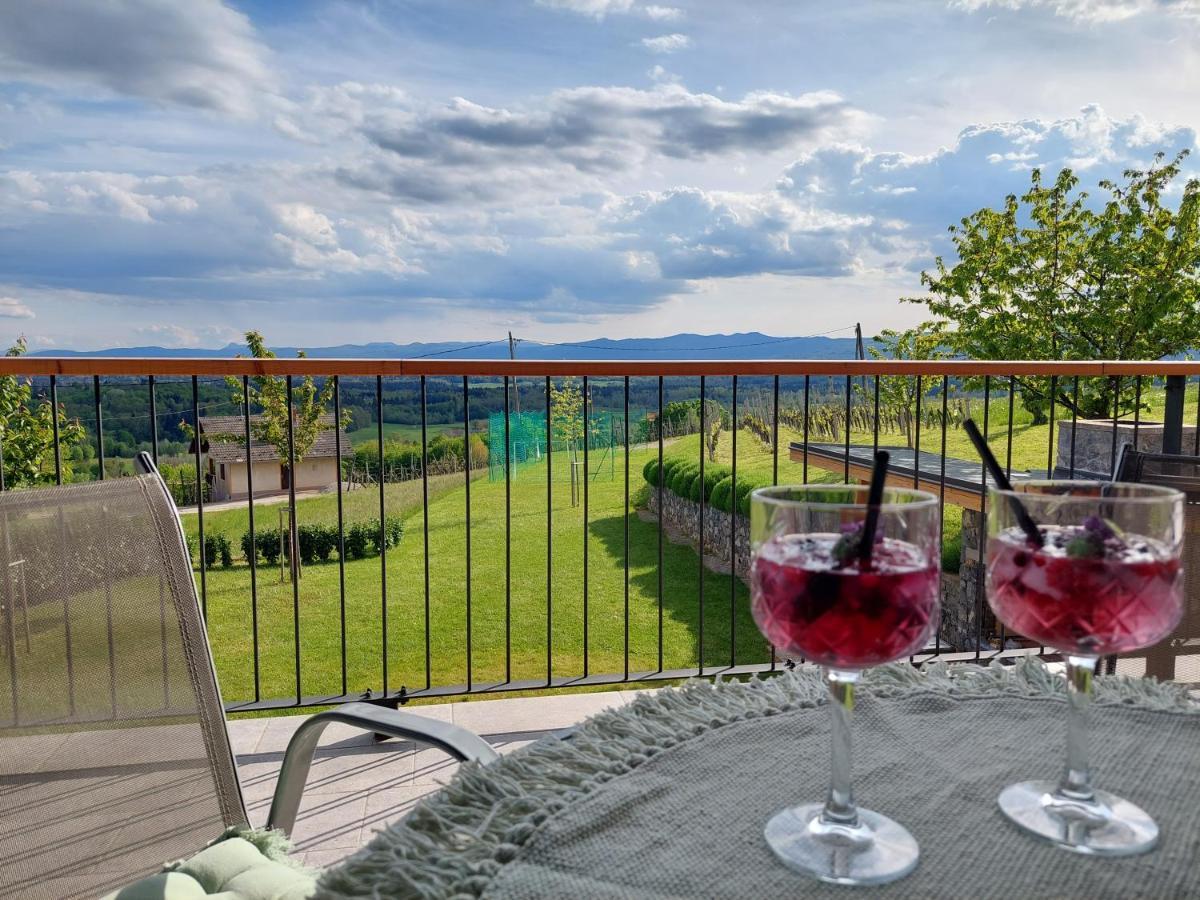 Vineyard Cottage Lan Na Hribu Semic Dış mekan fotoğraf