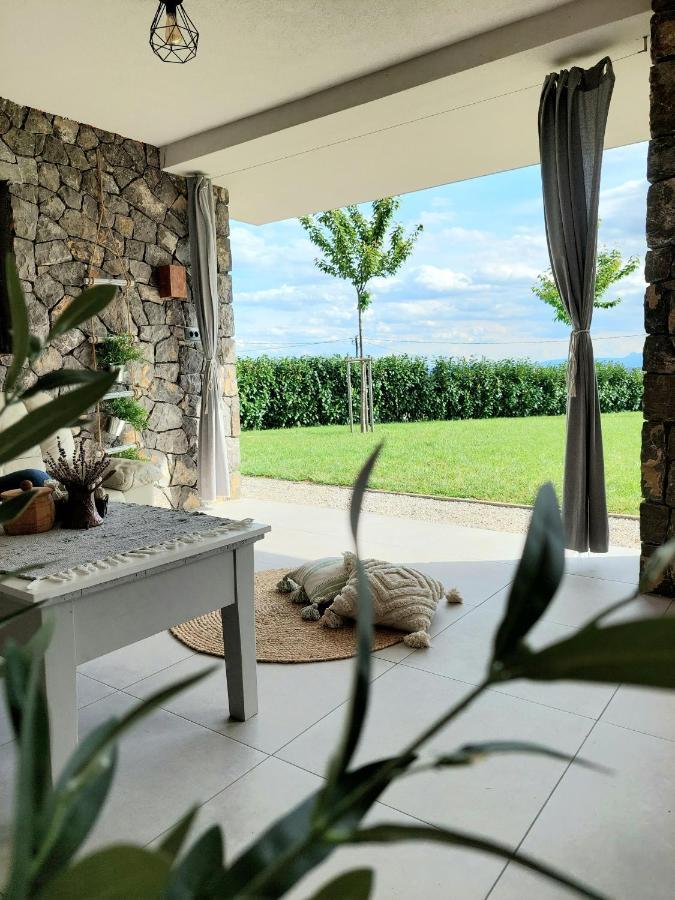 Vineyard Cottage Lan Na Hribu Semic Dış mekan fotoğraf
