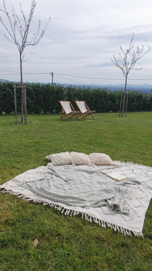 Vineyard Cottage Lan Na Hribu Semic Dış mekan fotoğraf