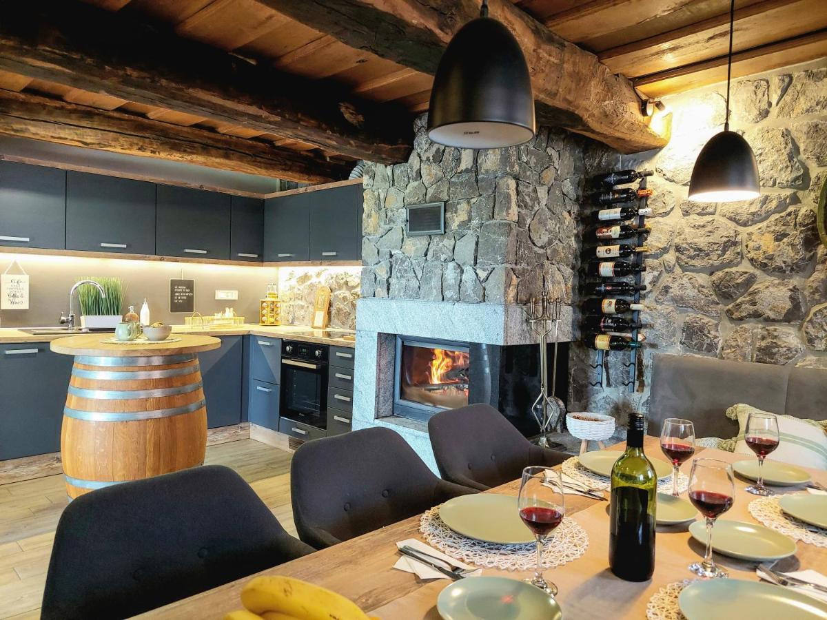 Vineyard Cottage Lan Na Hribu Semic Dış mekan fotoğraf