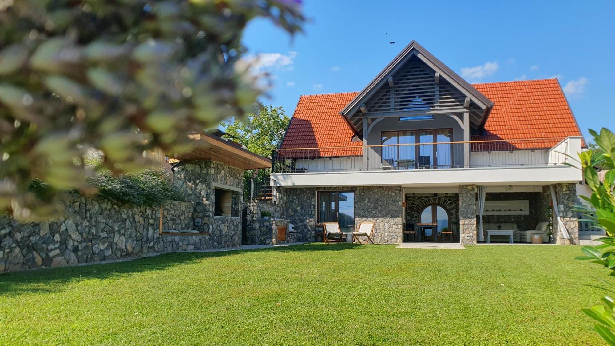 Vineyard Cottage Lan Na Hribu Semic Dış mekan fotoğraf